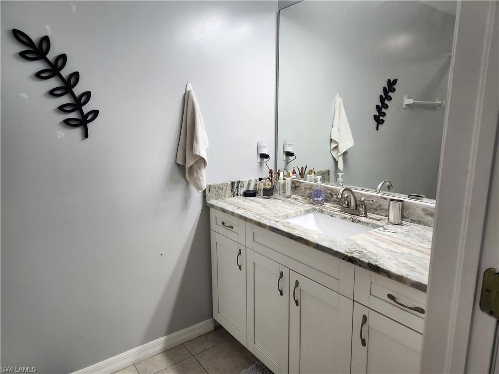 4293 Bellasol Cir 2513 Property Photo 17