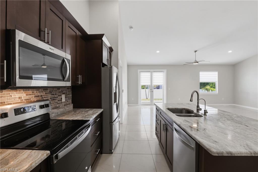 2713 Sw Embers Ter Property Photo 14