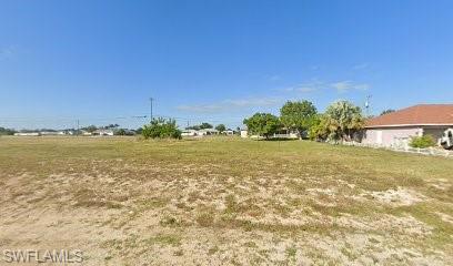 1524 NE 8th PL Property Photo 1