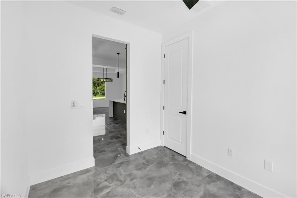 490 Christopher Ct Property Photo 25