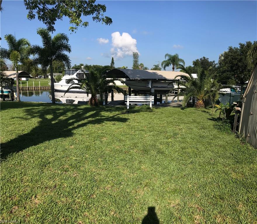2143 W Tobago Cir Property Photo 2