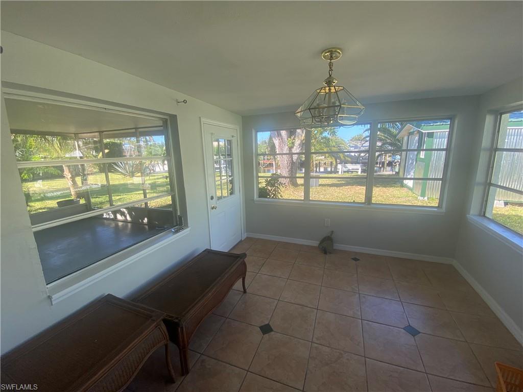 2143 W Tobago Cir Property Photo 6