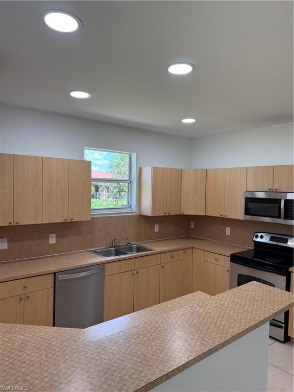 2902 Colin Ave S Property Photo 17