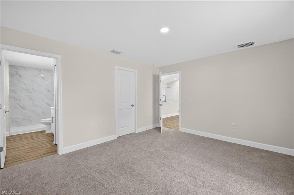 702 Nw Douglas Cir Property Photo 14