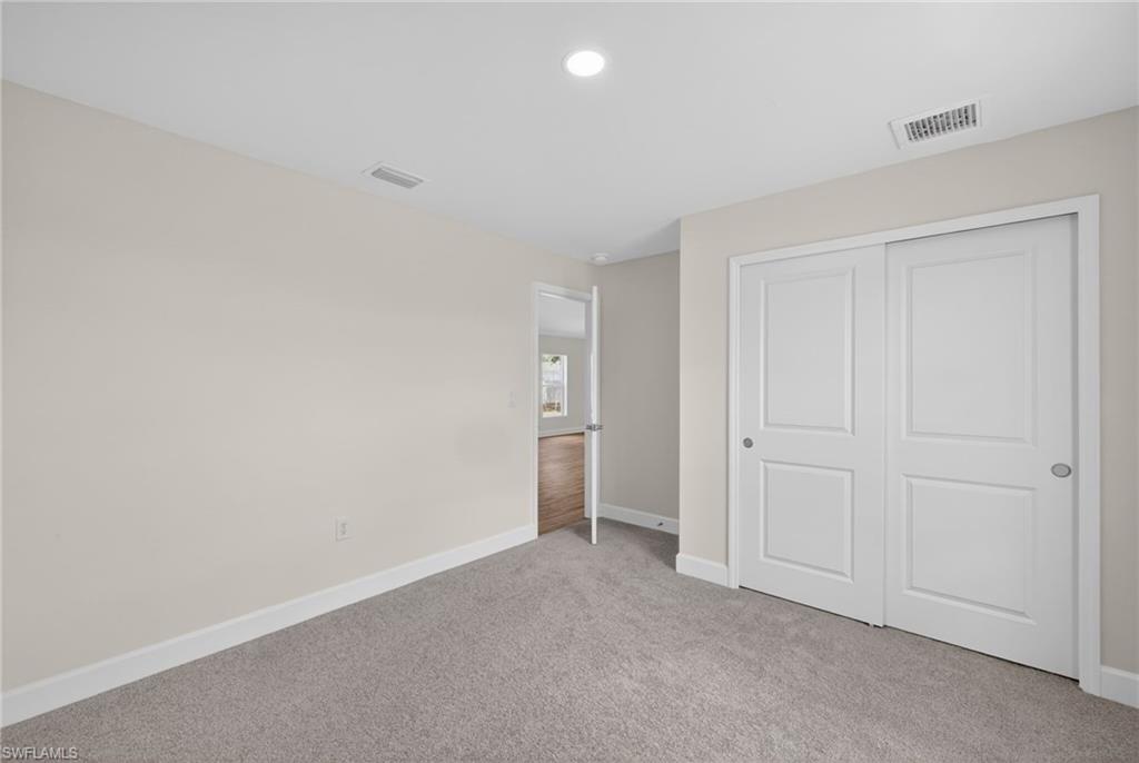 702 Nw Douglas Cir Property Photo 17