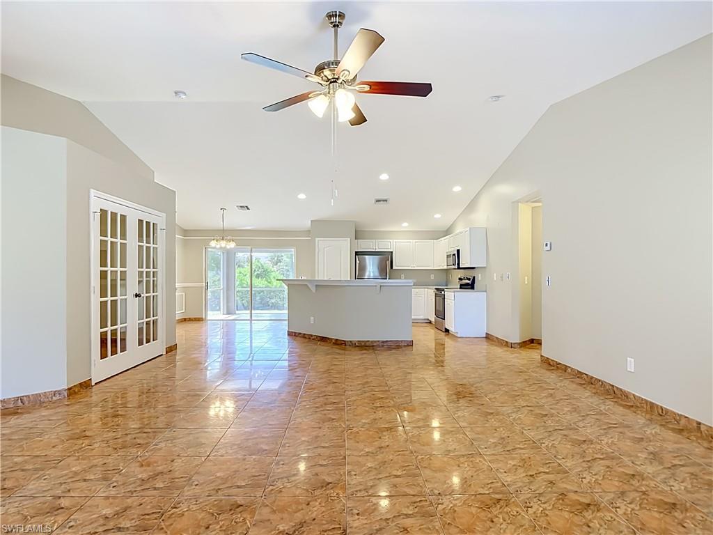 1066 Summa Blvd Property Photo 4