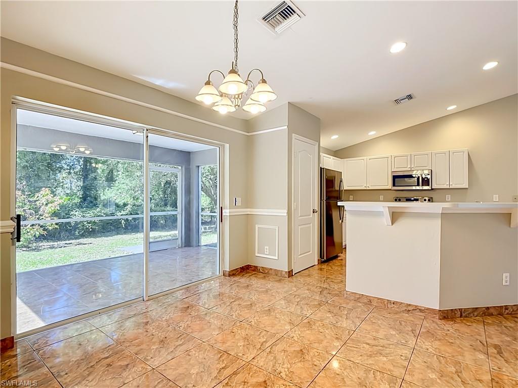 1066 Summa Blvd Property Photo 8