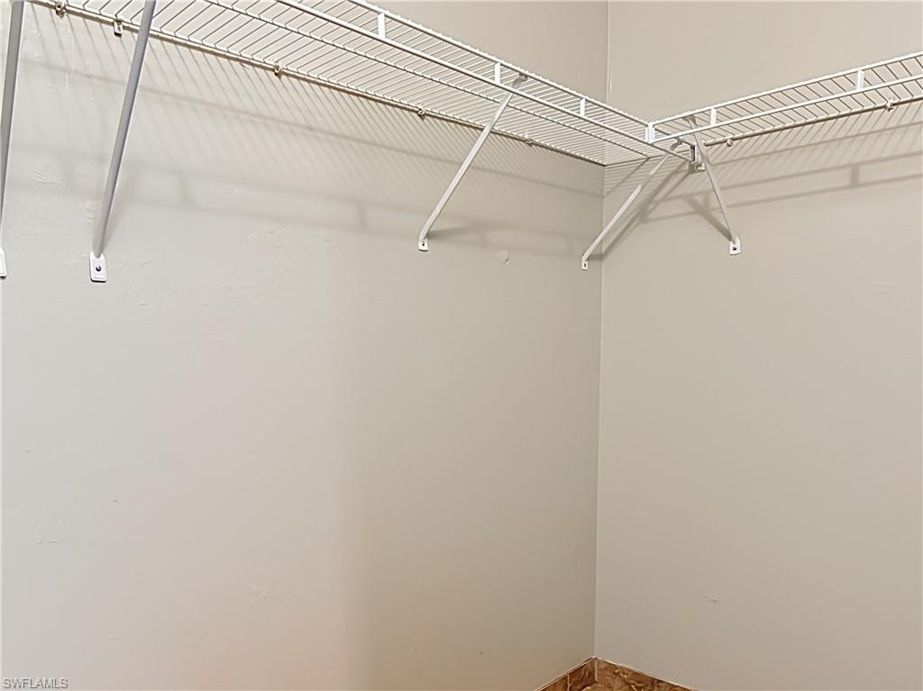 1066 Summa Blvd Property Photo 18