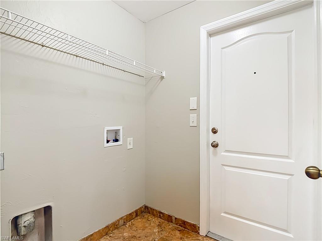1066 Summa Blvd Property Photo 19