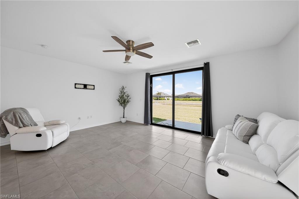 14275 Oviedo Pl Property Photo 9