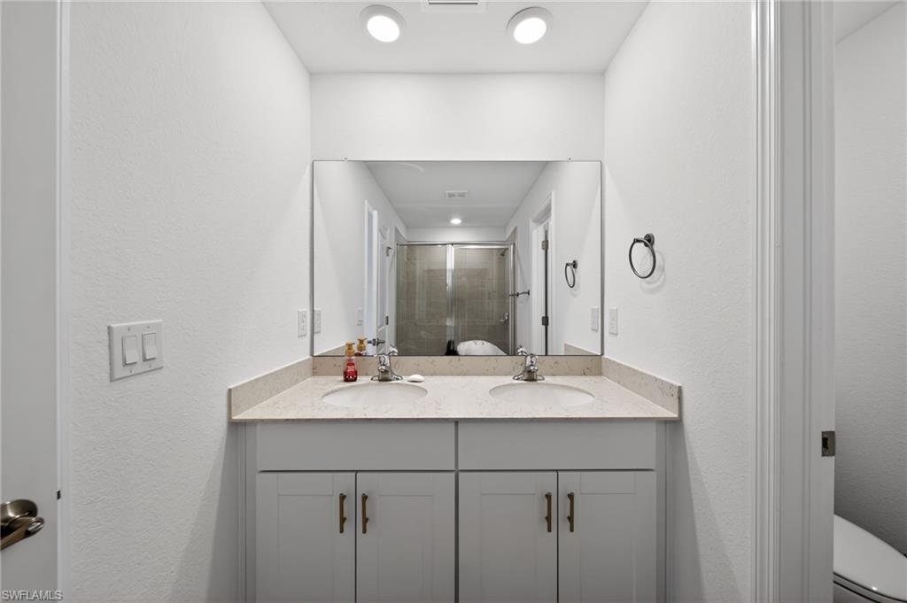 14275 Oviedo Pl Property Photo 12