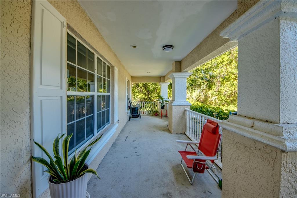2807 51st St W Property Photo 5