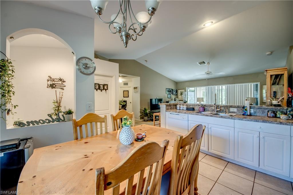 2807 51st St W Property Photo 13