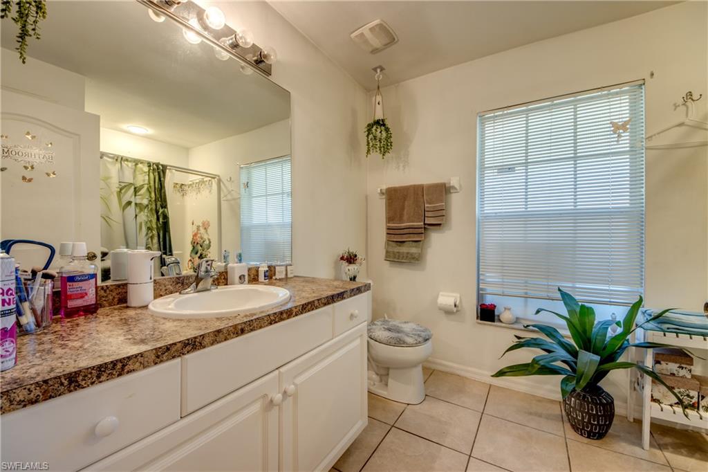 2807 51st St W Property Photo 28