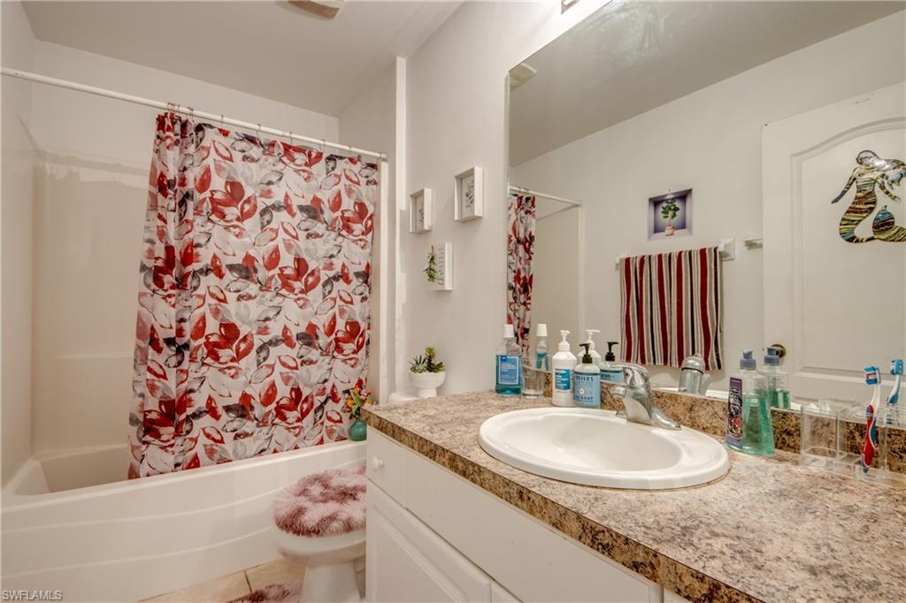 2807 51st St W Property Photo 35