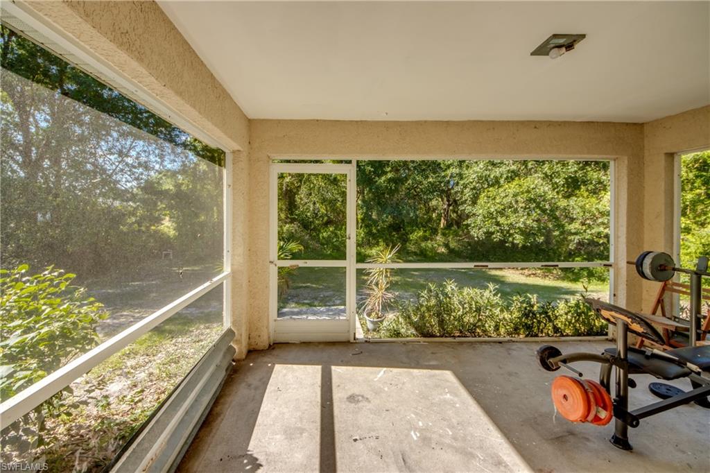 2807 51st St W Property Photo 37