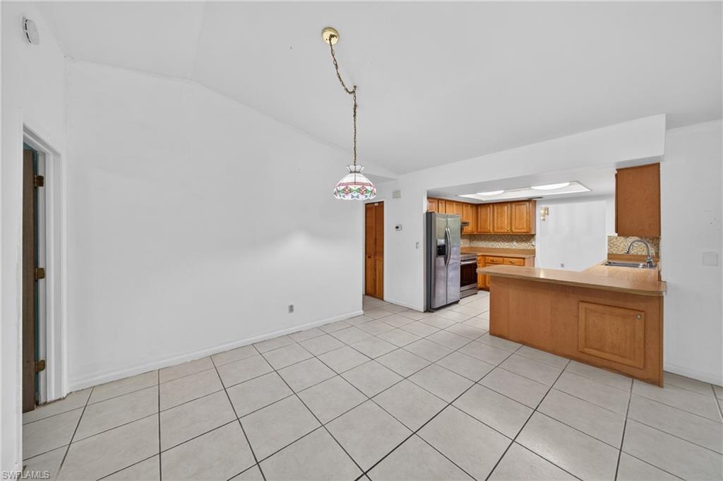 2233 Sw 4th St Property Photo 15