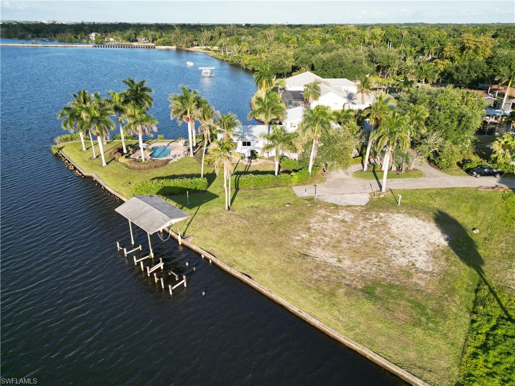4567 E Riverside Dr Property Photo 2