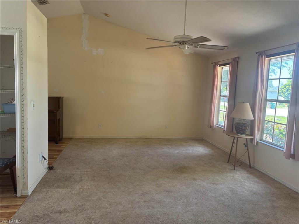 306 Sw 29th St Property Photo 2