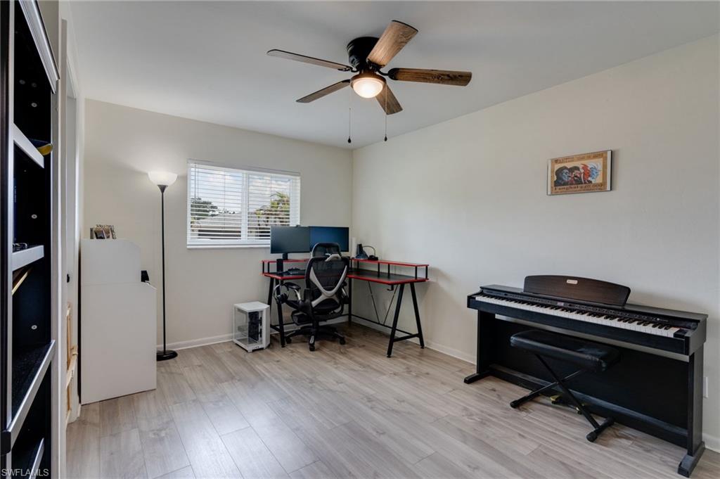 300 Edward Ave Property Photo 15