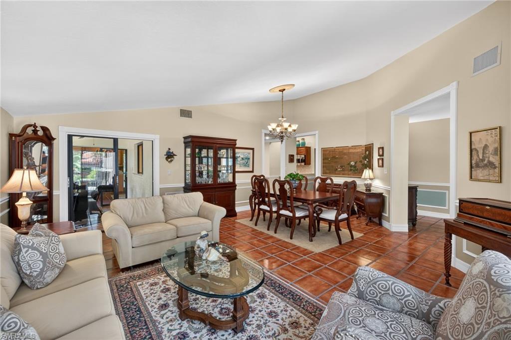 4516 Longboat Ln Property Photo 10