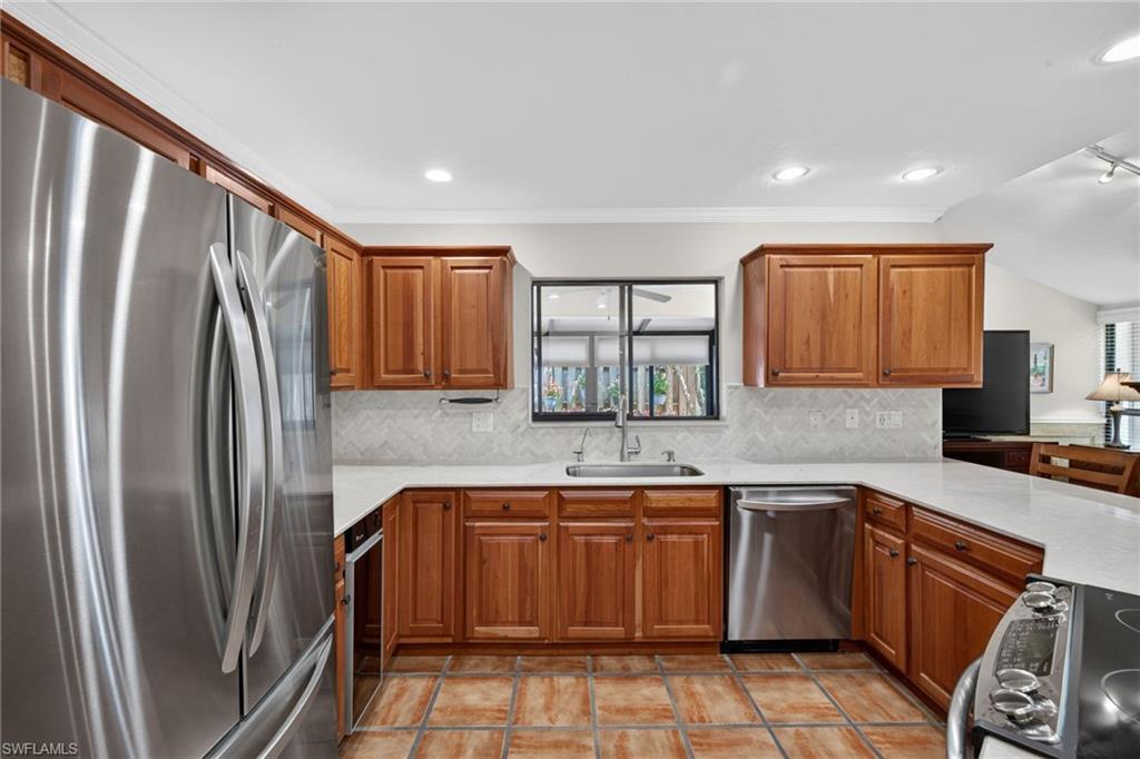 4516 Longboat Ln Property Photo 12