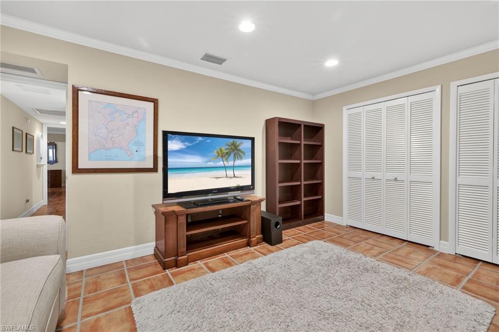 4516 Longboat Ln Property Photo 28