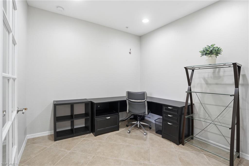 8515 Oakshade Cir 201 Property Photo 27