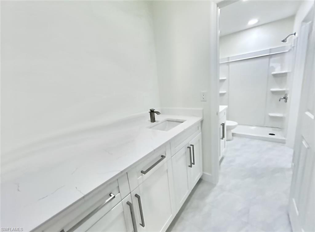 6220 Augusta Dr 414 Property Photo 8