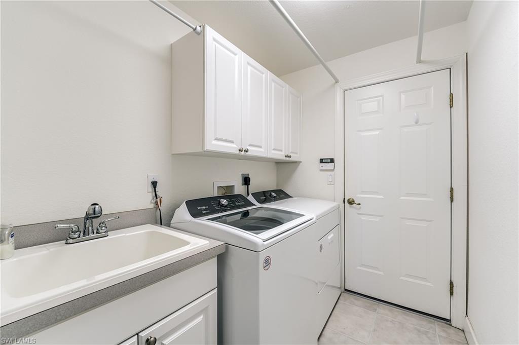 8864 New Castle Dr Property Photo 22
