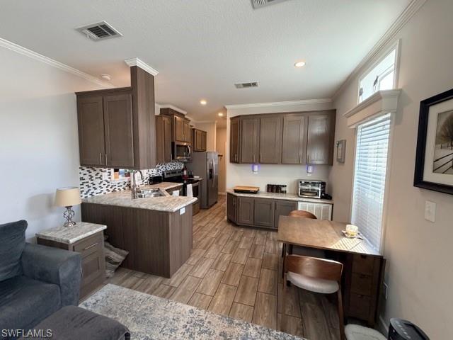 5471 Cypress Trail Resort Cir Property Photo 8