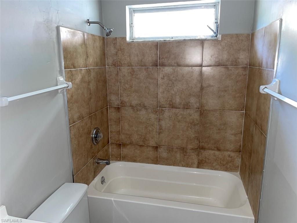 2243 Euclid Ave Property Photo 7