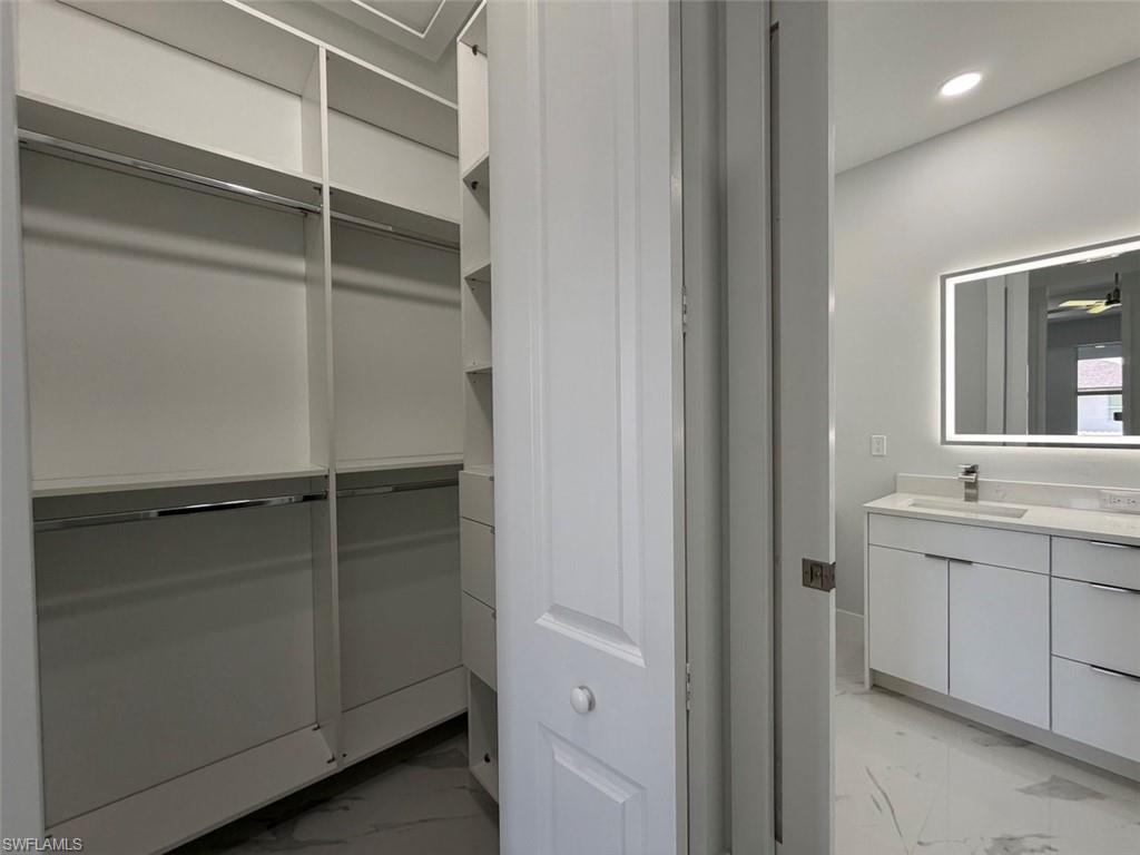 846 Runble St E Property Photo 12