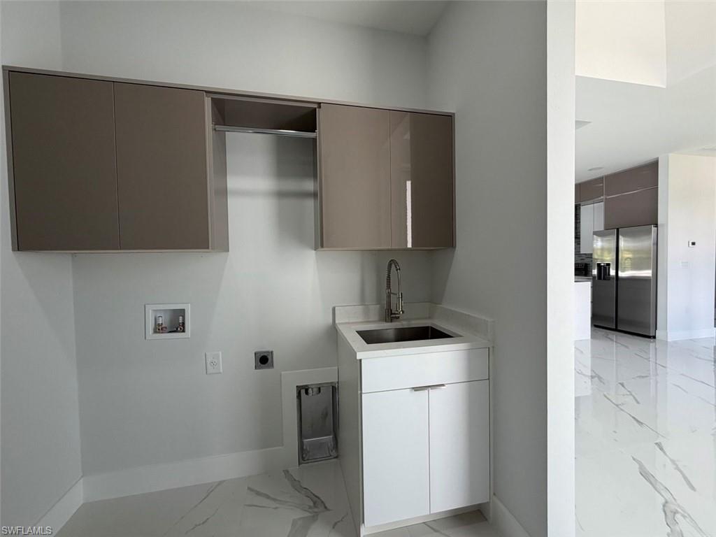 846 Runble St E Property Photo 14