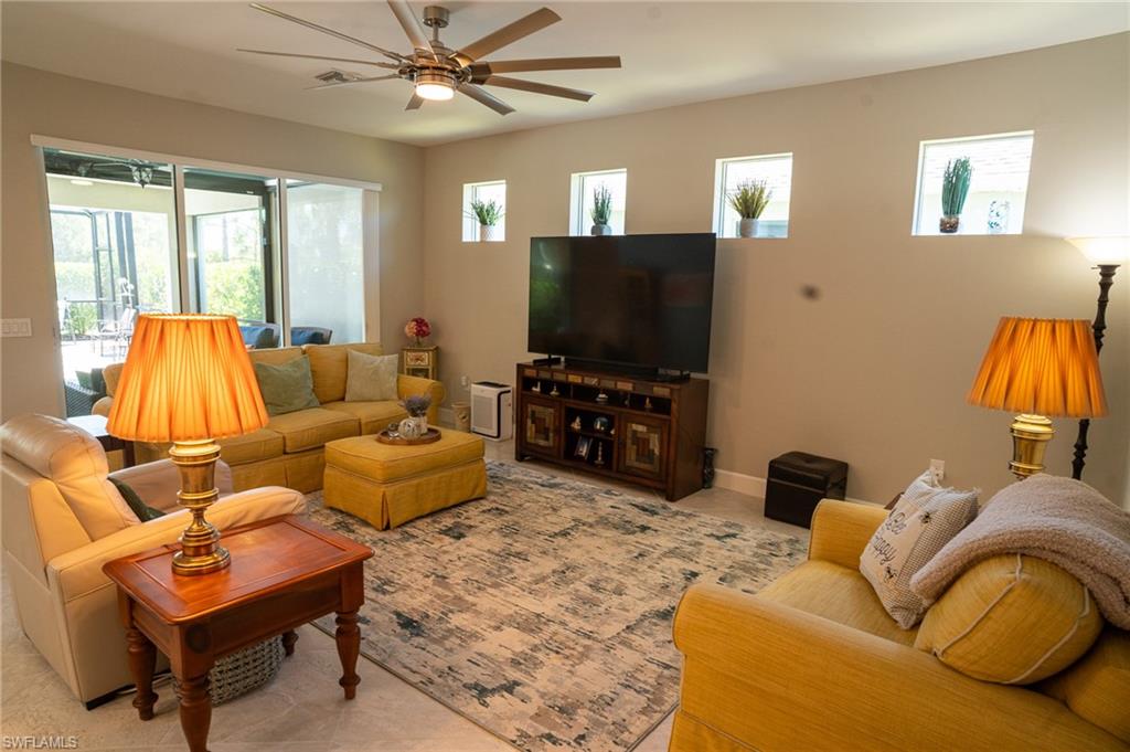 17449 Silverspur Dr Property Photo 8