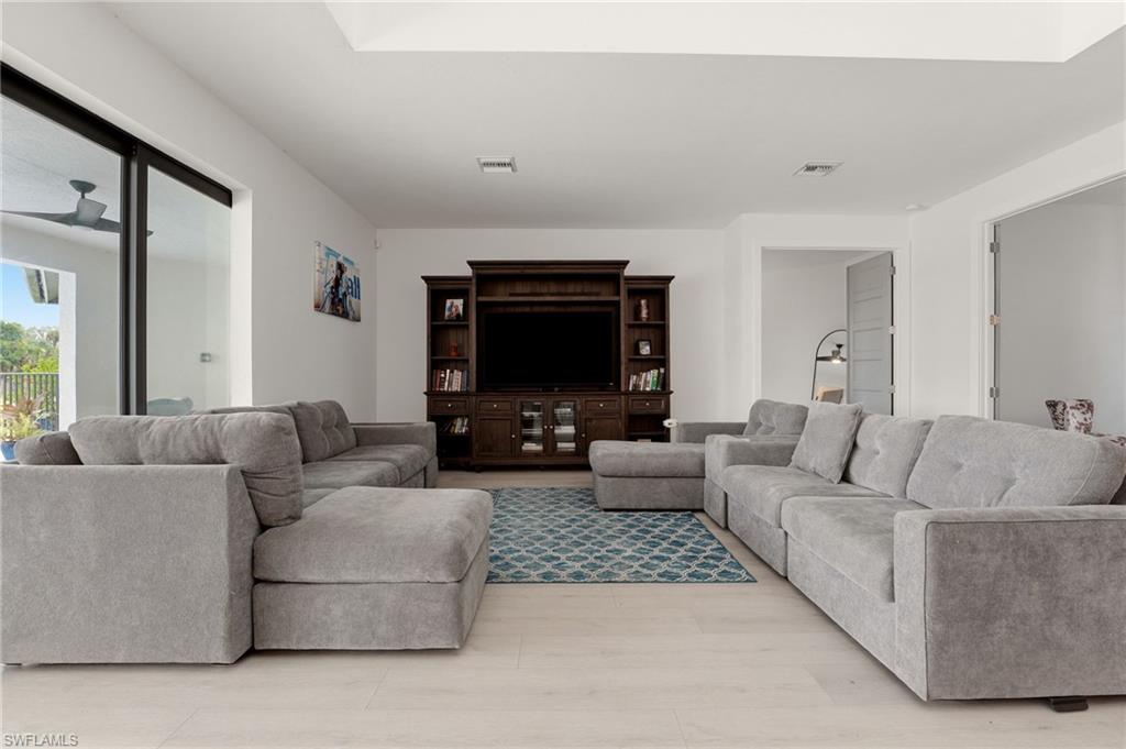 22833 Yellow Button Ln Property Photo 16