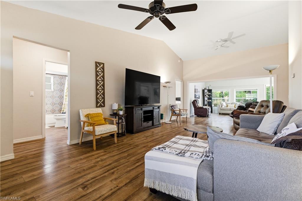 3902 Sabal Springs Blvd Property Photo 10