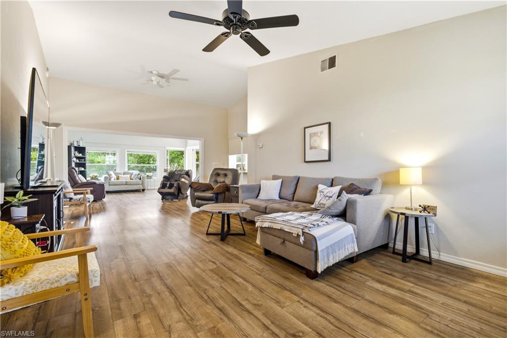 3902 Sabal Springs Blvd Property Photo 13