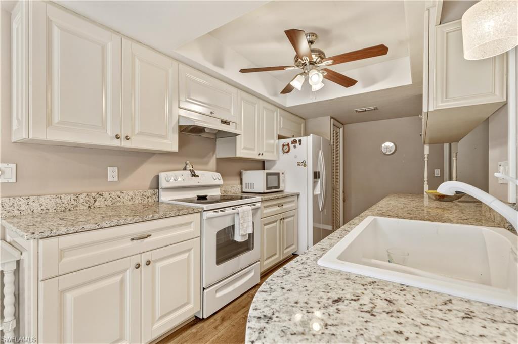 3902 Sabal Springs Blvd Property Photo 21
