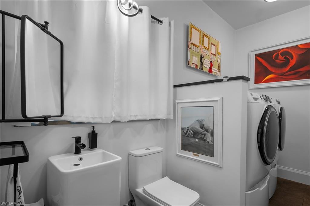 5700 Waxmyrtle Way Property Photo 15