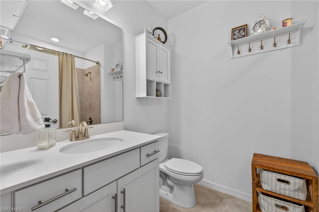 12050 Santaluz Dr 101 Property Photo 19
