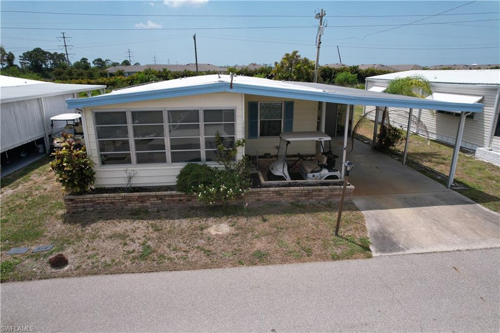 16037 Citron Way Property Photo 3