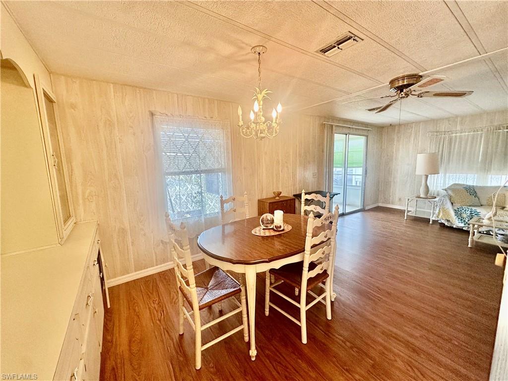 16037 Citron Way Property Photo 9
