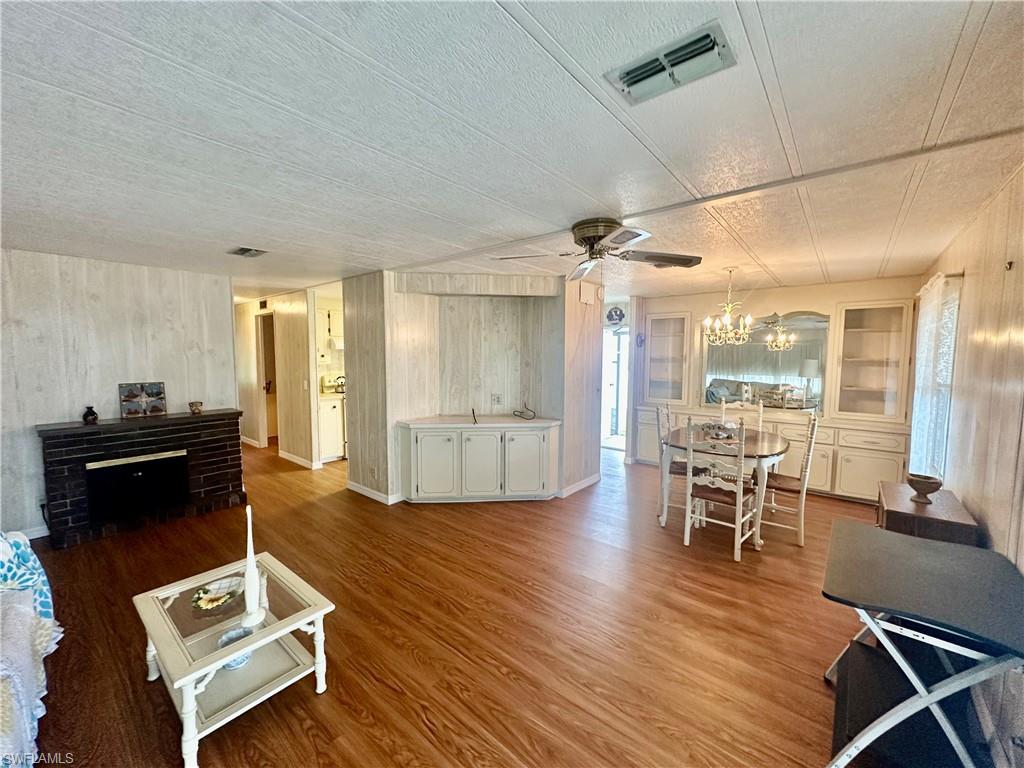 16037 Citron Way Property Photo 13