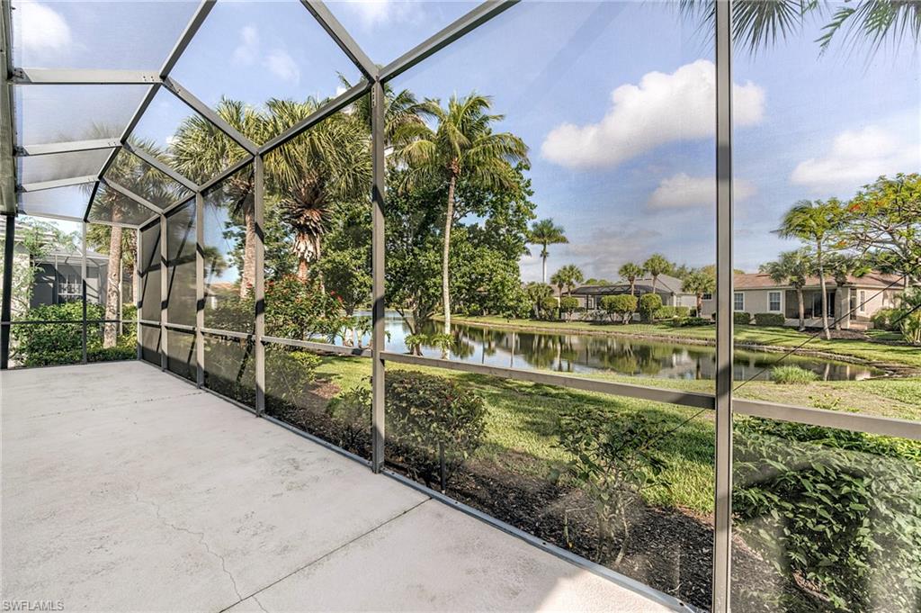 8916 Dartmoor Way Property Photo 4
