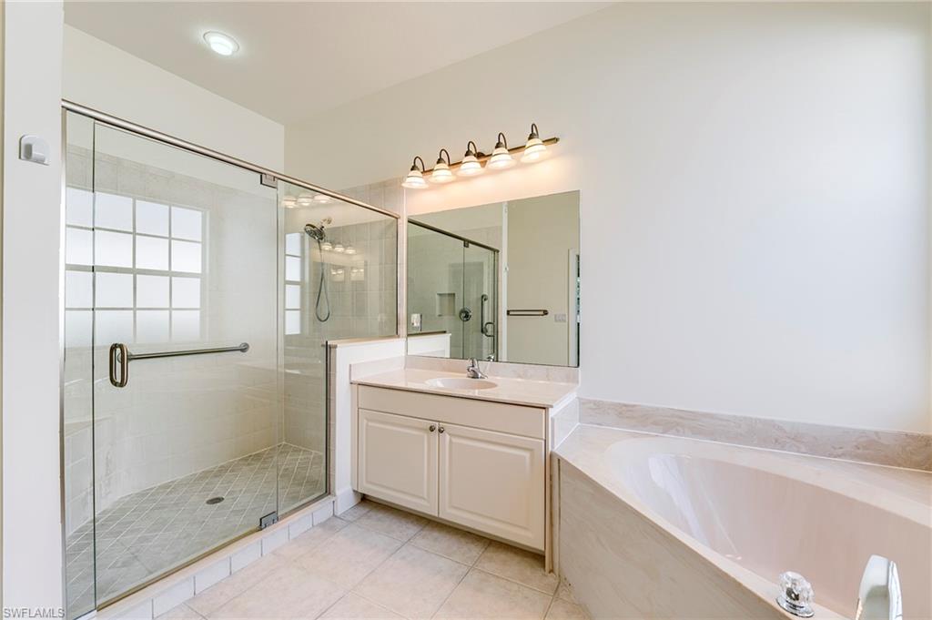 8916 Dartmoor Way Property Photo 14