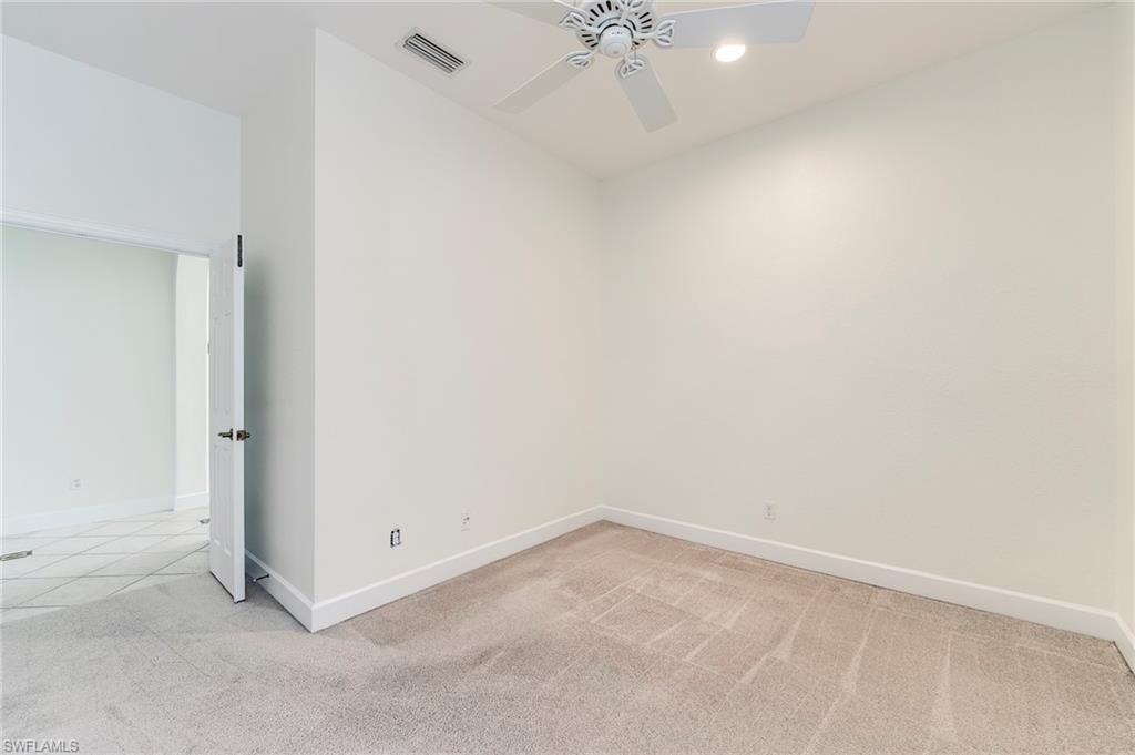 8916 Dartmoor Way Property Photo 19