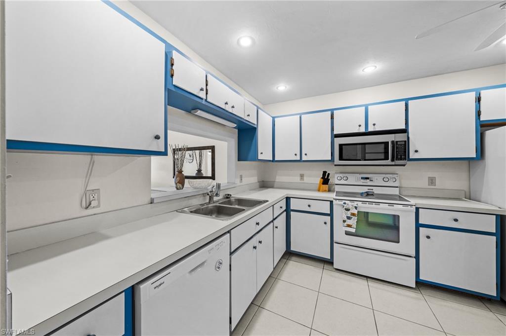 15448 Admiralty Cir 8 Property Photo 6