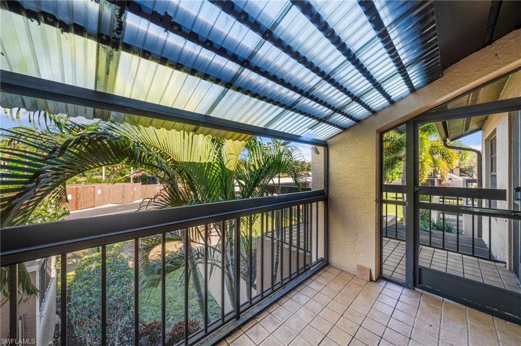 15448 Admiralty Cir 8 Property Photo 17