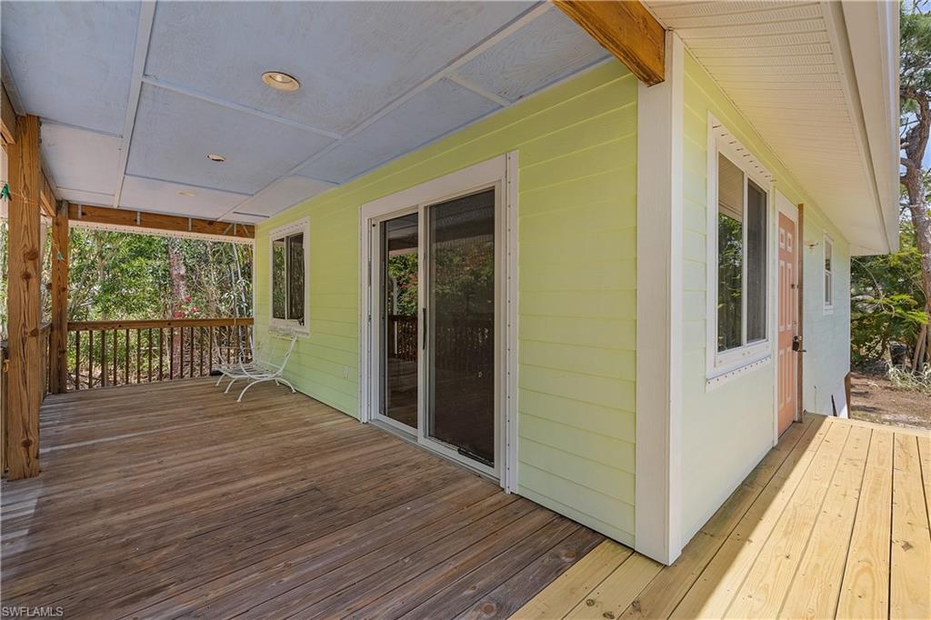 7322 Hibiscus Ave Property Photo 3